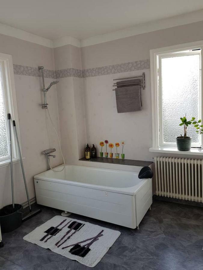 Lovely, Spacious Apartment With Free Parking Sandviken Bagian luar foto