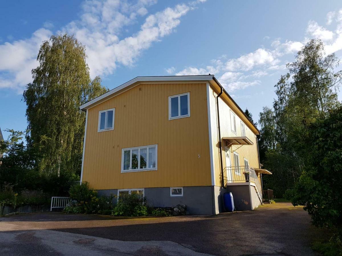 Lovely, Spacious Apartment With Free Parking Sandviken Bagian luar foto